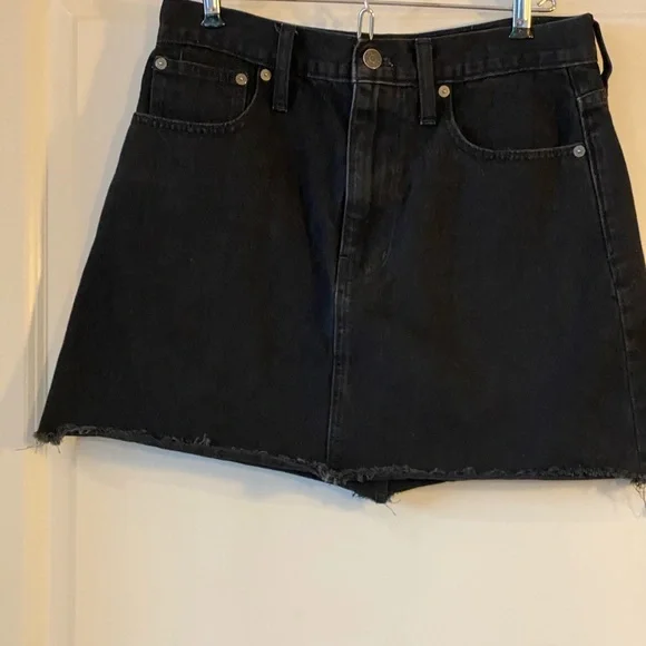 Madewell McCarren Raw Hem Black Jean Skirt, 27 - Picture 2 of 8
